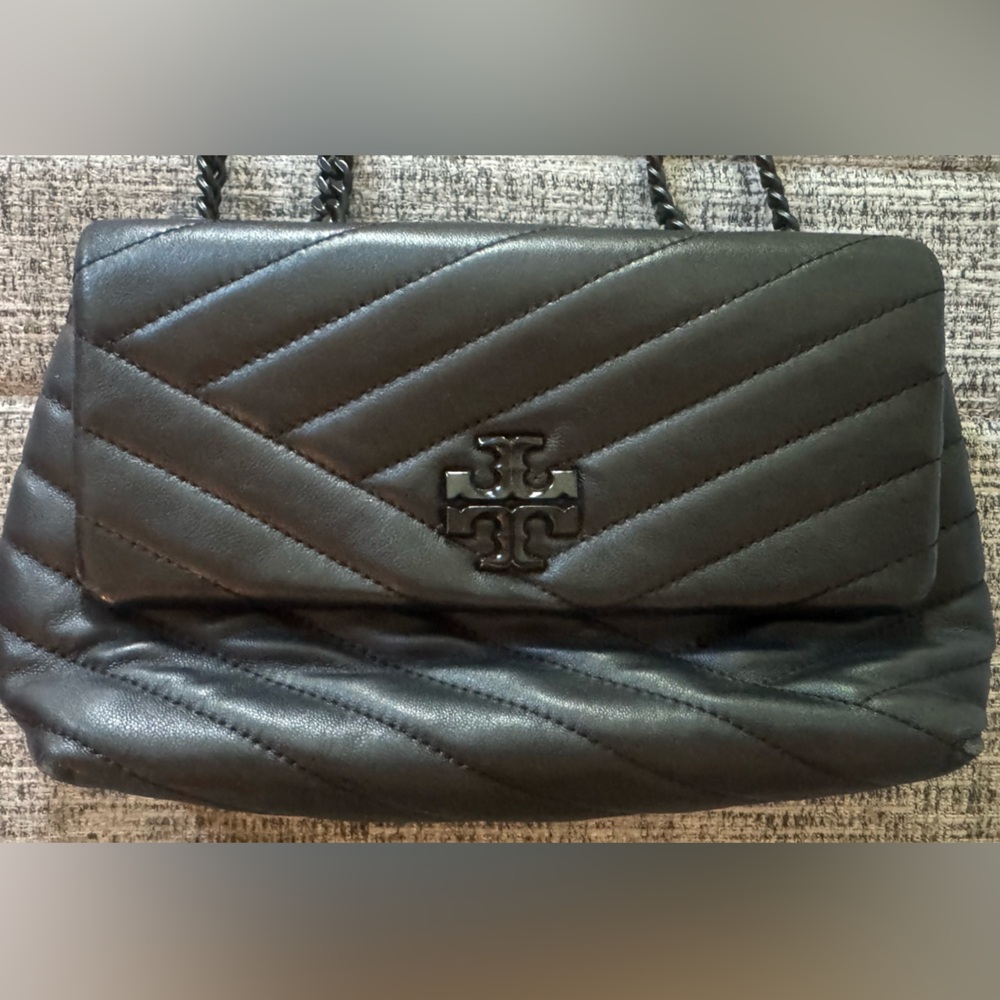 Tory Burch Black Quilted Leather Chain-Handle Shoulder Bag - Picture 5 of 13